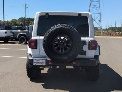 New 2025 Jeep Wrangler Unlimited Rubicon 392 image 12