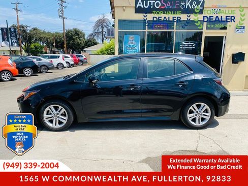 Used 2022 Toyota Corolla SE w/ Carpet Mat Package (TMS) image 9