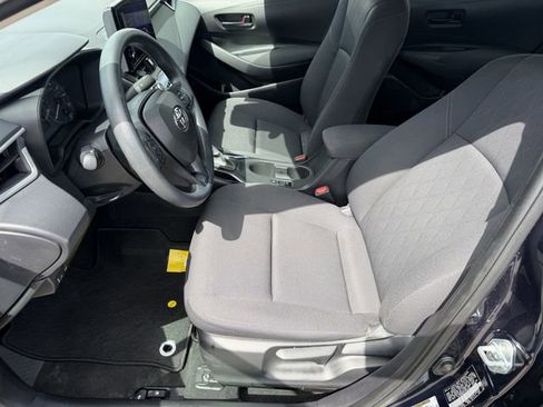 Used 2023 Toyota Corolla LE FWD image 19
