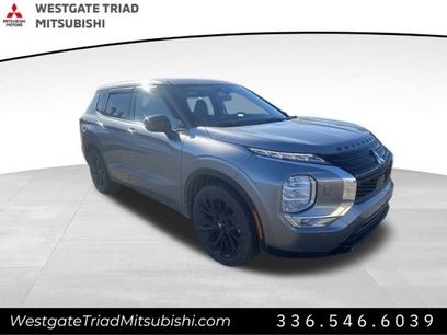 Used 2023 Mitsubishi Outlander SE