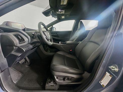 Used 2023 Subaru Solterra AWD image 13