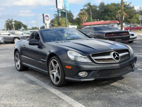 Used 2011 Mercedes-Benz SL 550 image 12