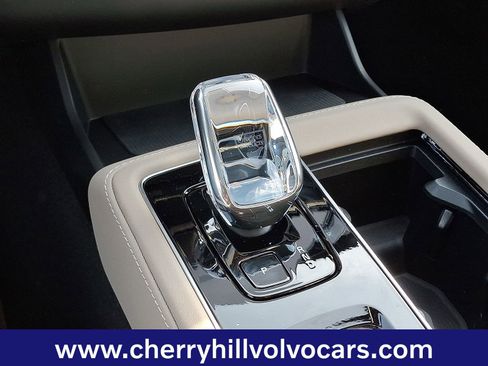 New 2026 Volvo XC90 T8 Plus w/ Protection Package Premier image 11