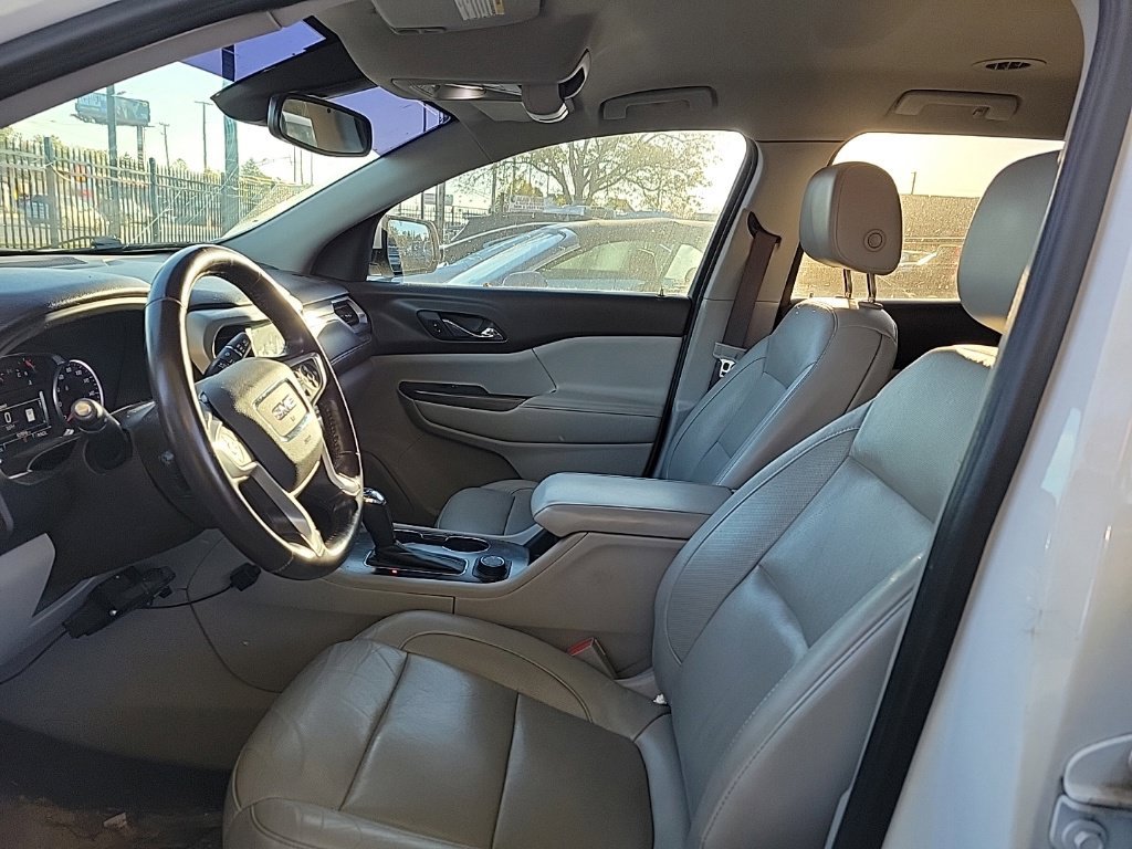 Used 2018 GMC Acadia SLT FWD image 6