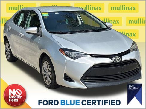 Used 2017 Toyota Corolla LE w/ Carpet Mat Package (TMS) FWD image 1