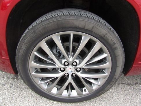 Used 2025 Buick Enclave Avenir w/ Super Cruise Package image 36