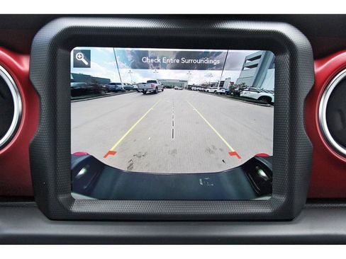 Used 2023 Jeep Gladiator Rubicon w/ LED Lighting Group image 21