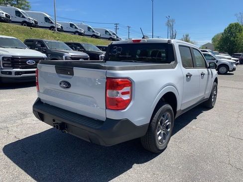 New 2026 Ford Maverick XLT FWD image 9