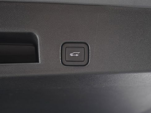 Used 2024 GMC Acadia AT4 w/ LPO, Floor Liner Package image 18