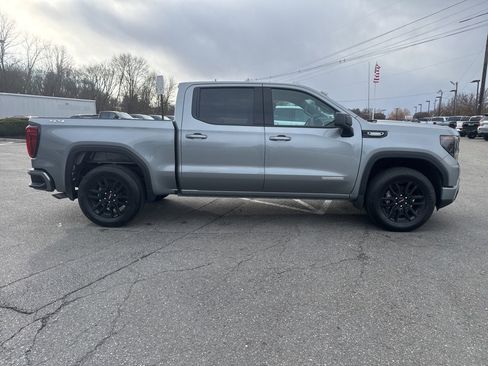 New 2026 GMC Sierra 1500 Elevation image 6
