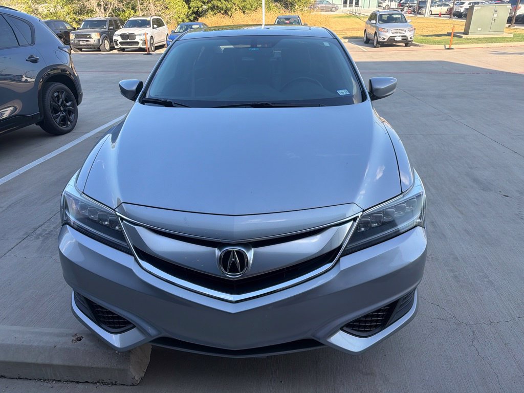 Used 2018 Acura ILX w/ Premium Package FWD image 2