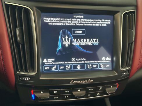 Used 2020 Maserati Levante GranSport AWD/4WD image 25