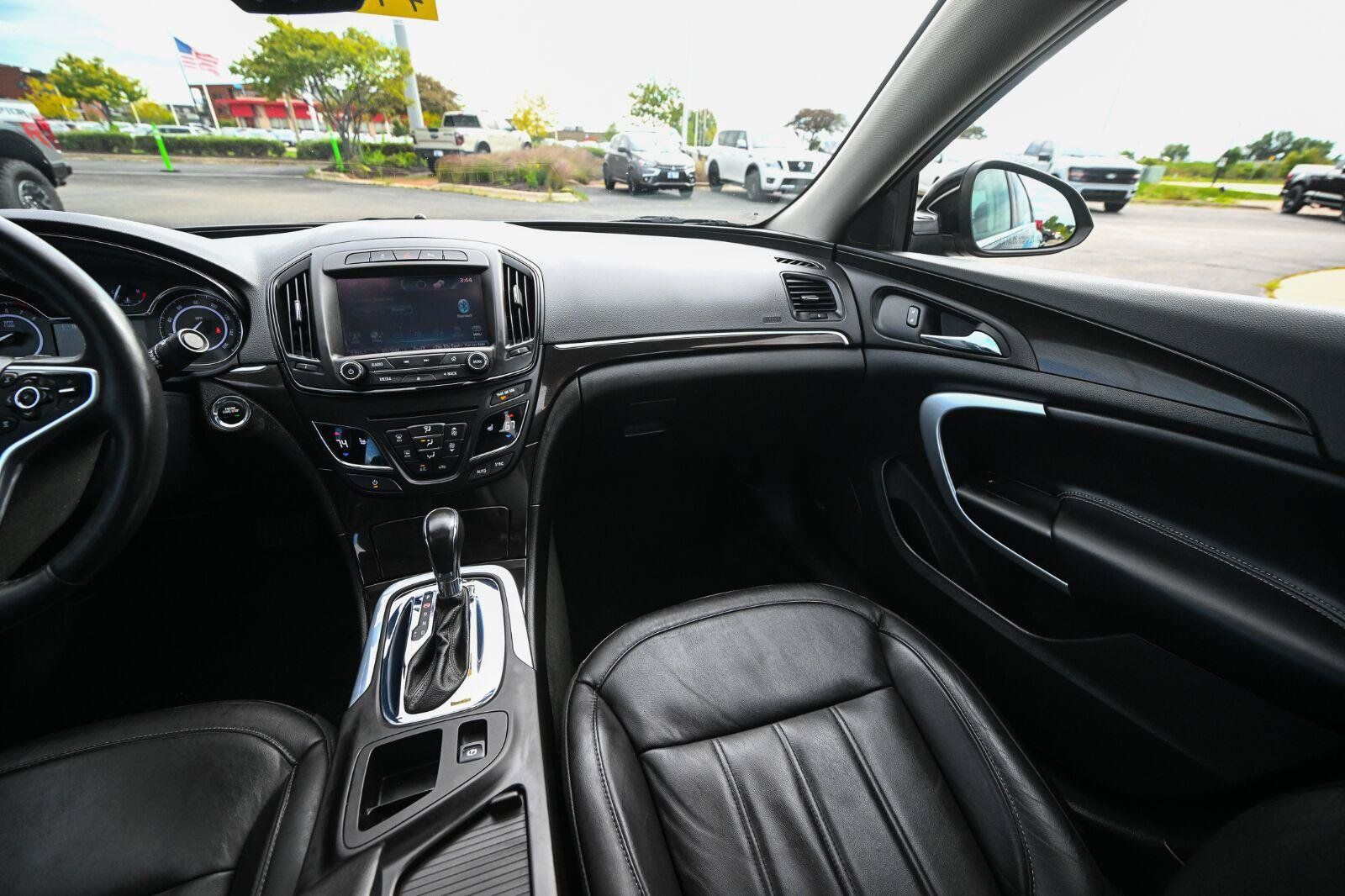 Used 2016 Buick Regal Premium FWD image 41
