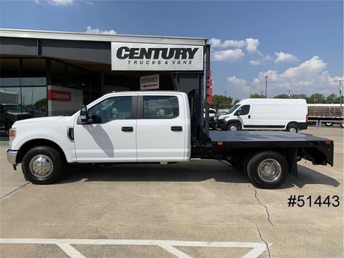Used 2020 Ford F350 XL w/ Power Equipment Group image 4
