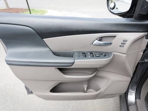 Used 2015 Honda Odyssey Touring Elite image 49
