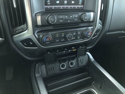 Used 2015 Chevrolet Silverado 2500 LT w/ Z71 Package, Off-Road image 21