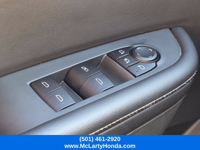 Used 2025 Buick Enclave Preferred FWD image 35