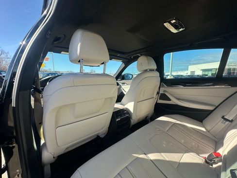 Used 2020 BMW 540i w/ M Sport Package image 20