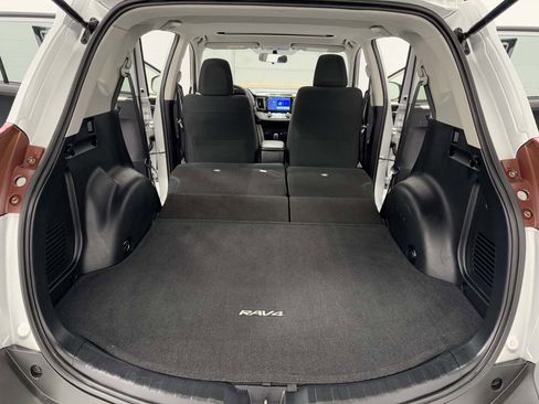 Used 2014 Toyota RAV4 XLE image 23