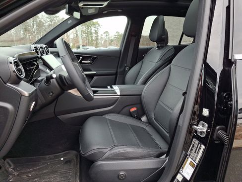 Used 2026 Mercedes-Benz GLC 300 4MATIC Coupe image 13