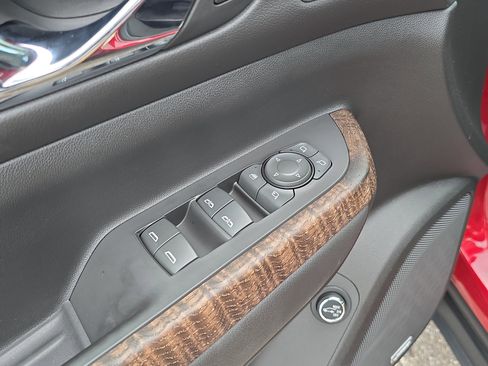 Used 2020 GMC Acadia Denali w/ Technology Package image 19