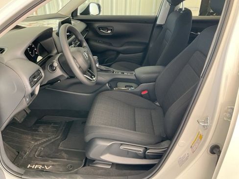 New 2026 Honda HR-V LX image 4
