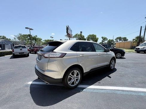 Used 2018 Ford Edge Titanium w/ Equipment Group 301A FWD image 7