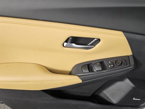 New 2025 Nissan Sentra SV w/ SV Premium Package image 36