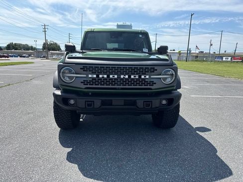 Used 2022 Ford Bronco Badlands w/ Sasquatch Package AWD/4WD image 5