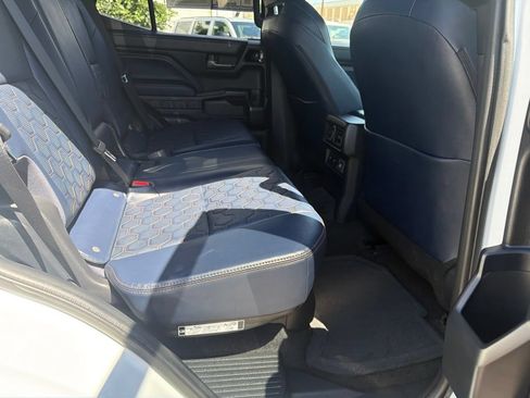 Used 2026 Toyota 4Runner Platinum AWD/4WD image 14