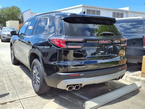Used 2025 GMC Acadia Elevation FWD image 12