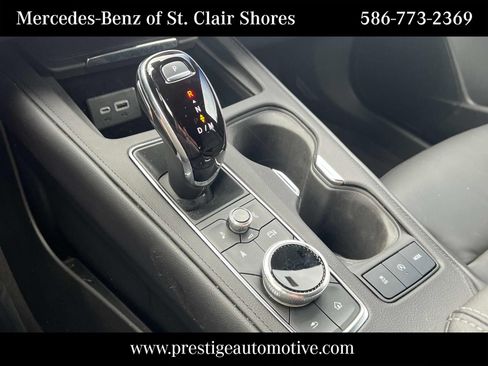 Used 2024 Cadillac XT4 Premium Luxury w/ Cold Weather Package FWD image 29
