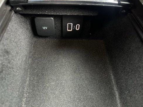 Used 2023 Lincoln Corsair FWD image 36