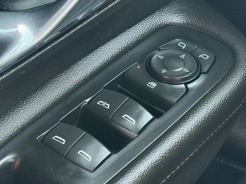 Used 2020 GMC Terrain SLT AWD/4WD image 40