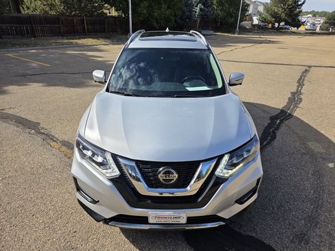 Used 2018 Nissan Rogue SL w/ Premium Package AWD/4WD image 12