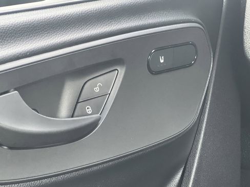 Certified 2025 Mercedes-Benz Sprinter 2500 image 17