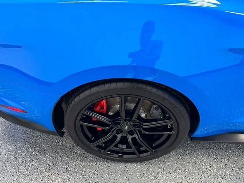 Used 2022 Ford Mustang Shelby GT500 w/ Technology Package RWD image 28
