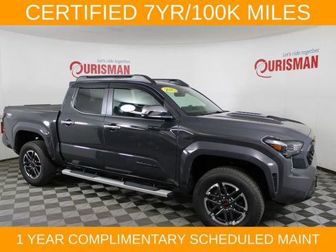 Used 2025 Toyota Tacoma TRD Sport AWD/4WD image 10