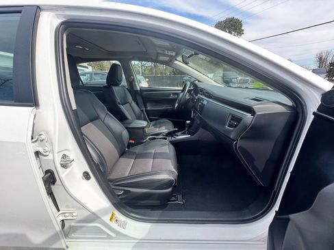 Used 2014 Toyota Corolla S image 12