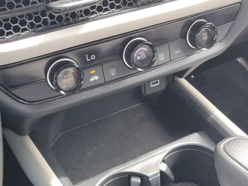 Certified 2023 Honda HR-V LX image 23