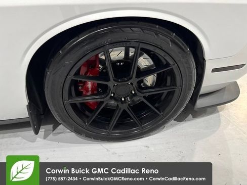 Used 2016 Dodge Challenger SRT Hellcat RWD image 34