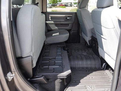 Used 2016 RAM 1500 SLT AWD/4WD image 47