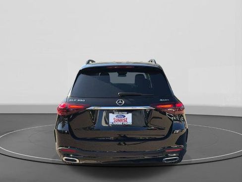Used 2024 Mercedes-Benz GLE 350 4MATIC image 4