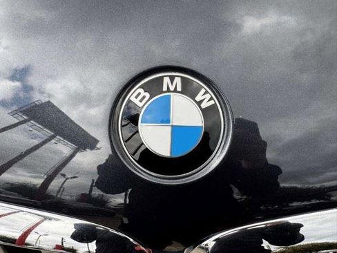 Used 2021 BMW X5 xDrive40i w/ Premium Package AWD/4WD image 11
