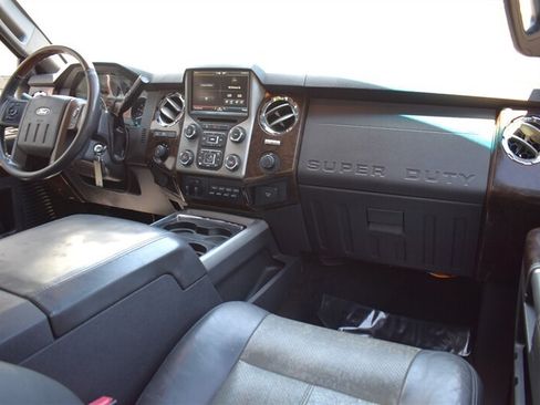 Used 2013 Ford F250 XL w/ PWR Equipment Group AWD/4WD image 13