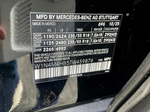 New 2026 Mercedes-Benz GLB 250 4MATIC image 12