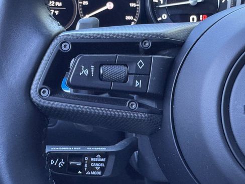 Used 2023 Porsche 911 Carrera 4S image 38