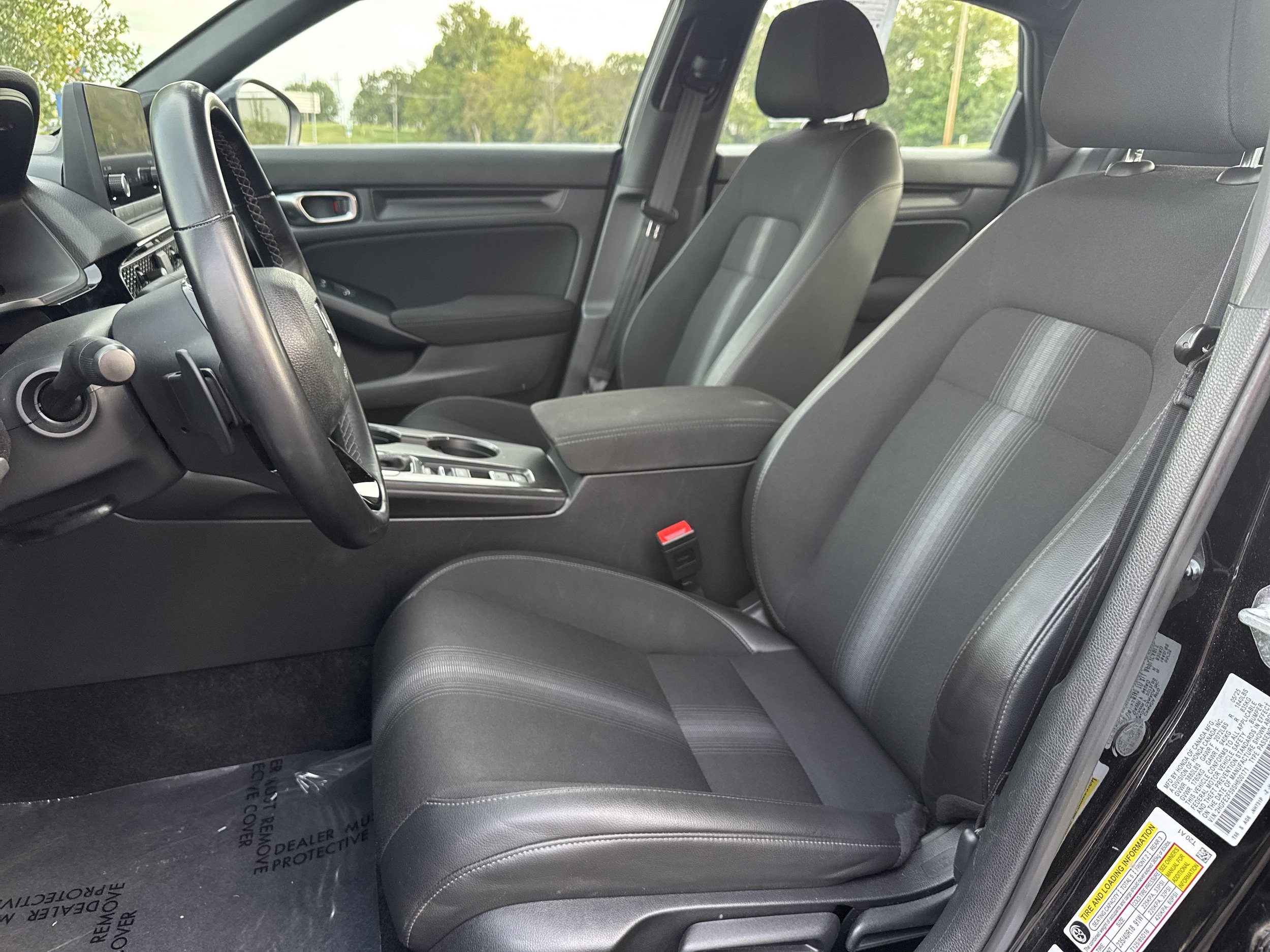 Used 2025 Honda Civic Sport image 3