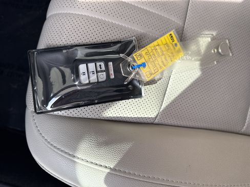 Used 2021 Honda Accord EX-L image 35