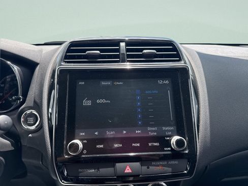 Used 2025 Mitsubishi Outlander Sport AWD image 16